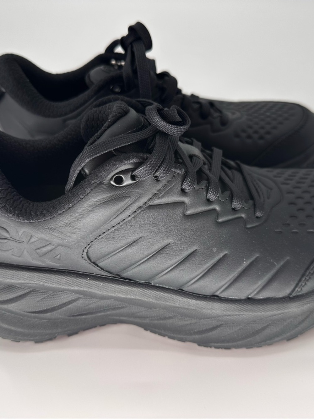 Hoka Men's Bondi SR Slip-Resistant Black Sneaker Size 7 - Picture 2 of 8